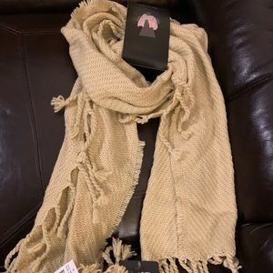 D&Y Women's Oblong Blanket Scarf